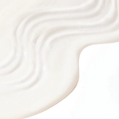 Creamy shampoo gel swatch with smooth swirl texture