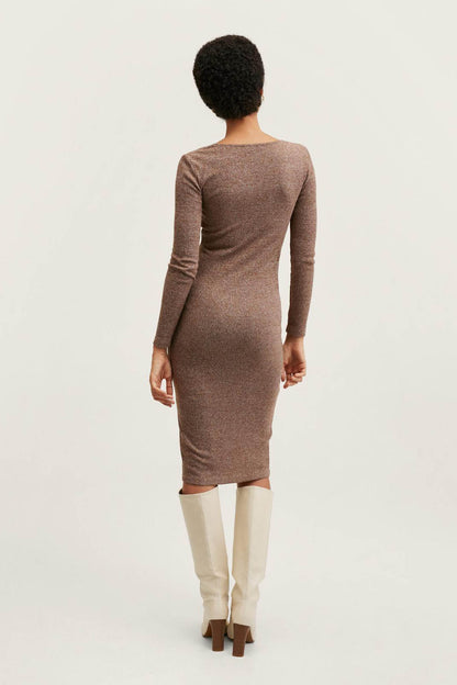 MANGO brown knit midi dress, fitted long sleeves, back view