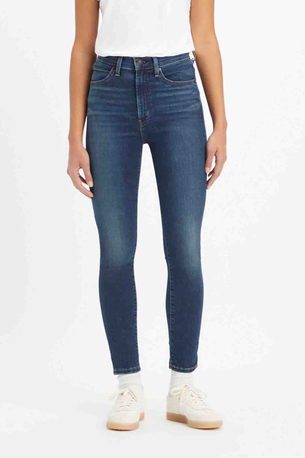 Levi's