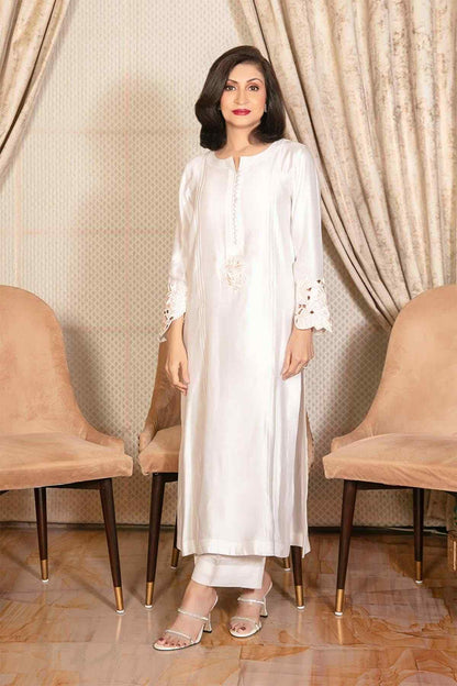 Nimra Kashif - AK Galleria