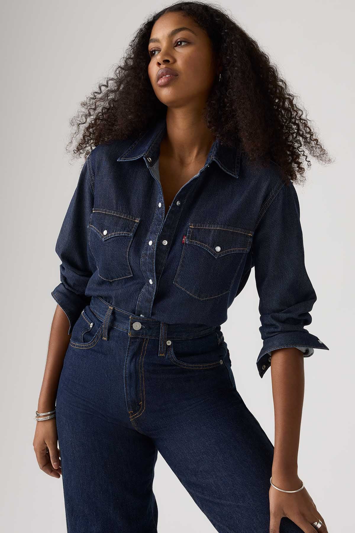Levi's