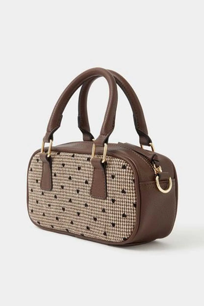 Accessorize - AK Galleria
