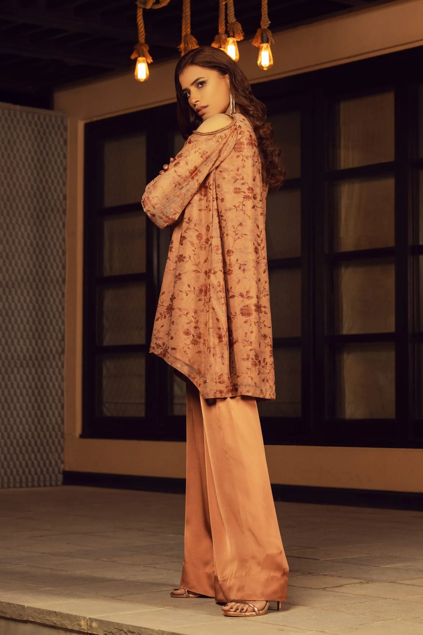 Velour - AK Galleria