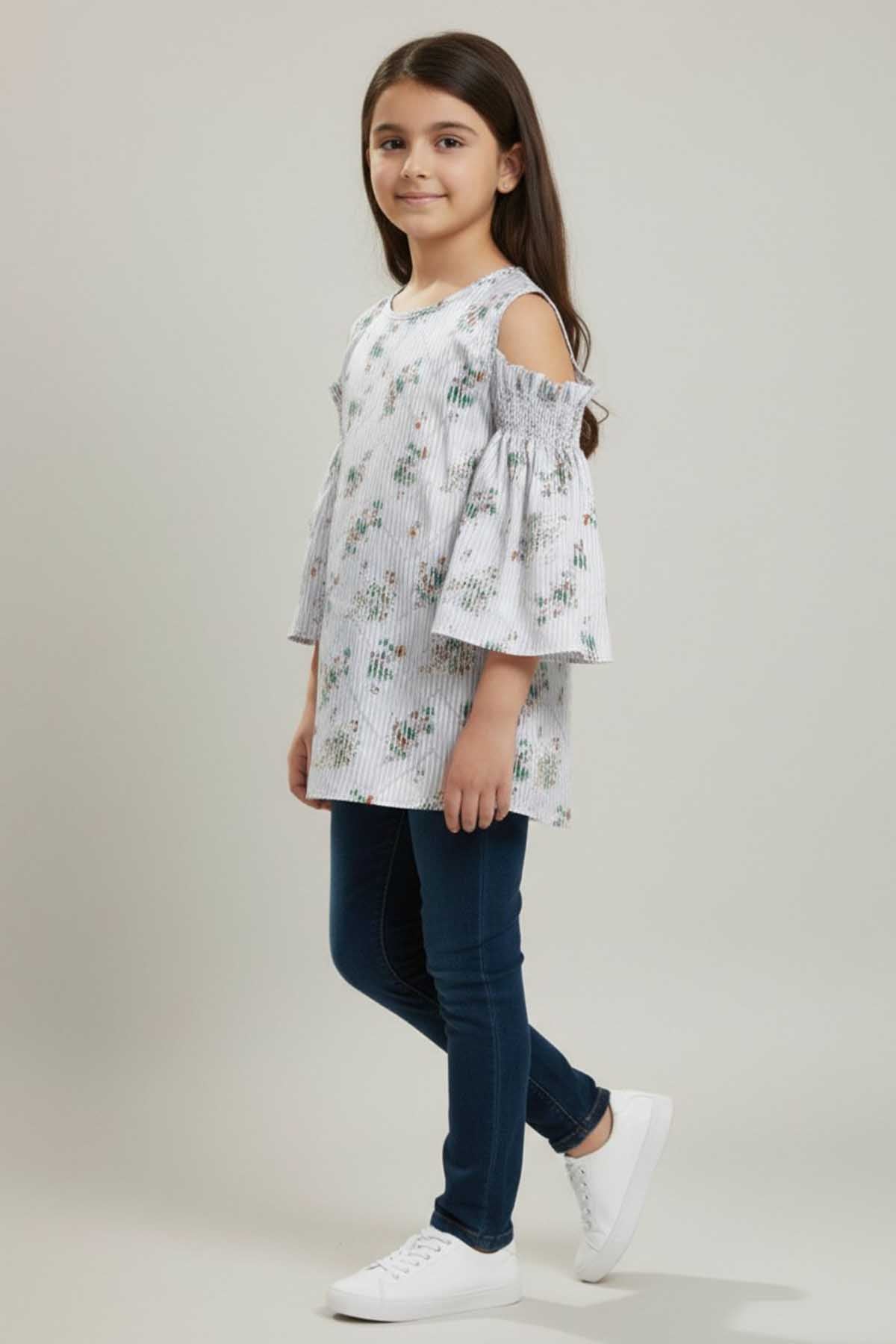 shop girls top shirt with denim jeans dressing in Pakistan