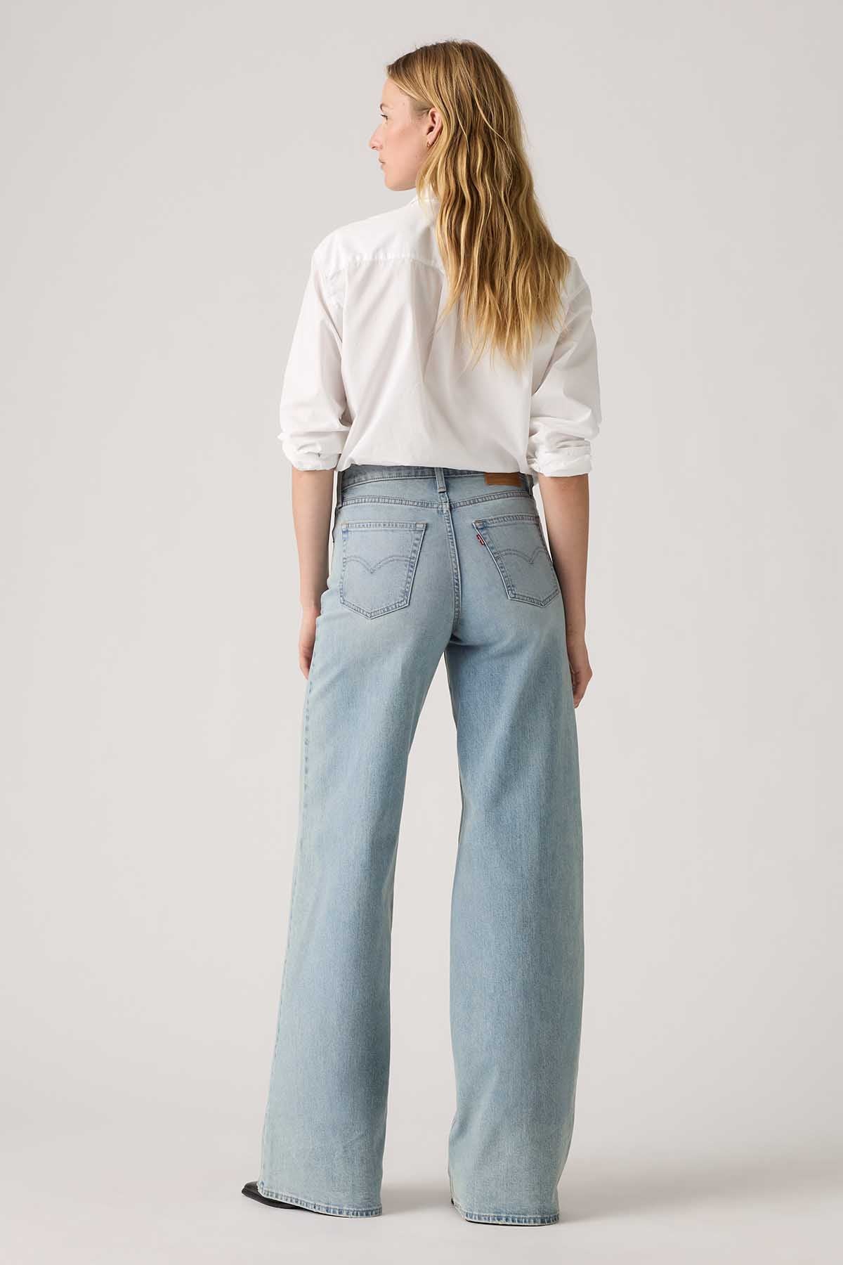 Levi's