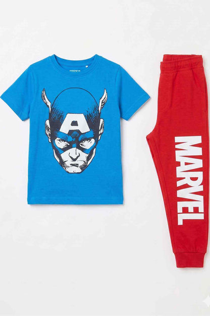 Kids blue graphic T-shirt with Marvel face and red jogger pants
