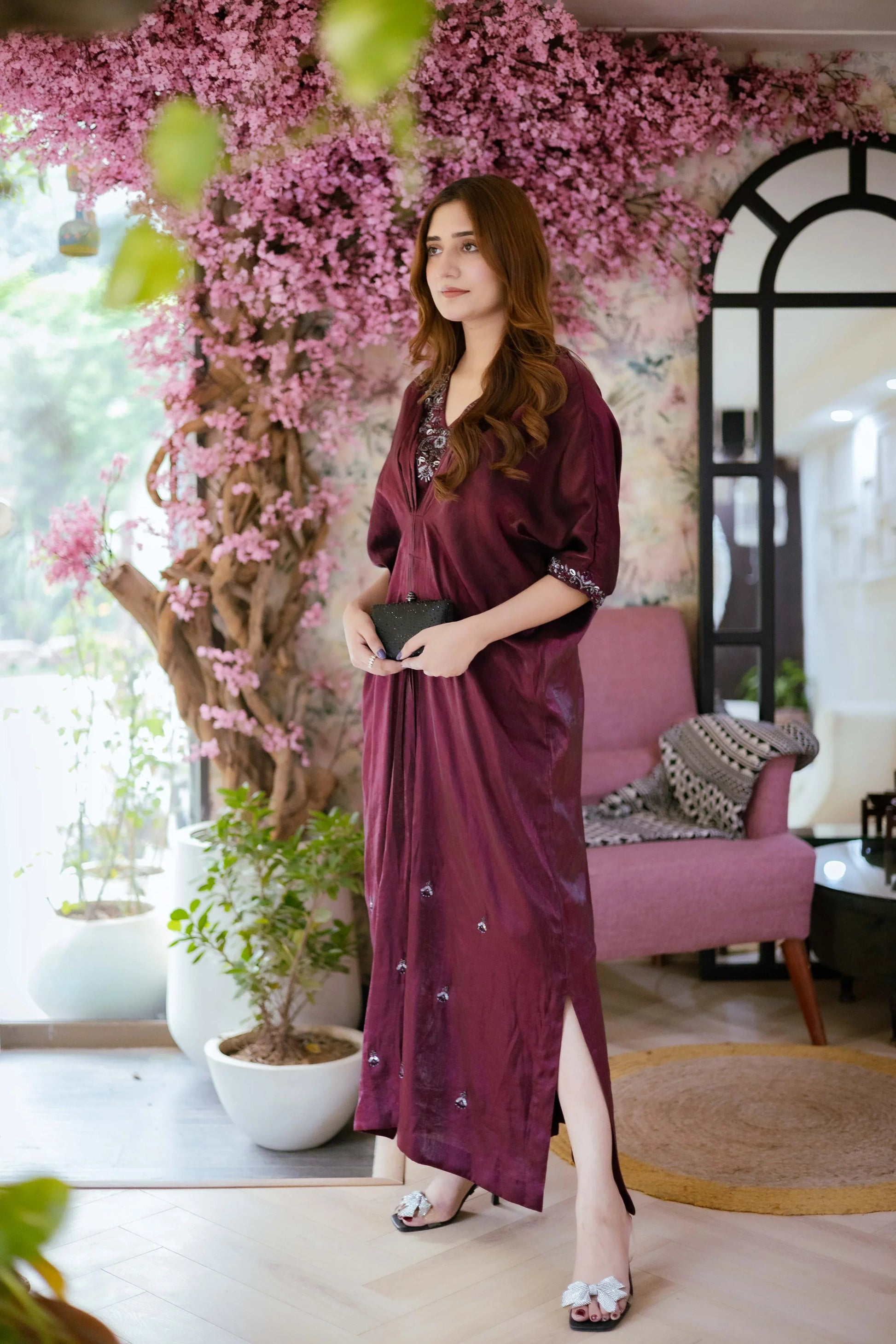 Velour - AK Galleria