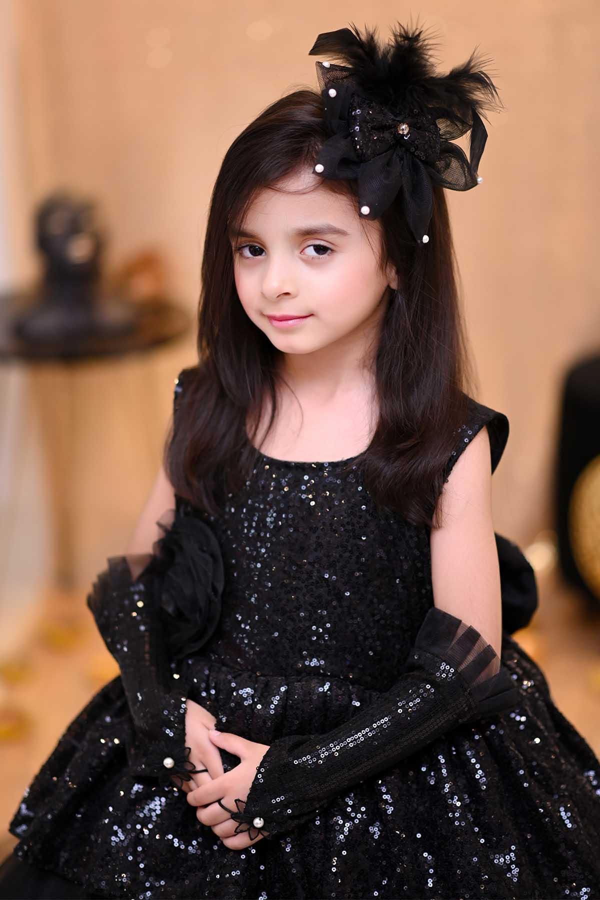 Qurratulain saqib - AK Galleria