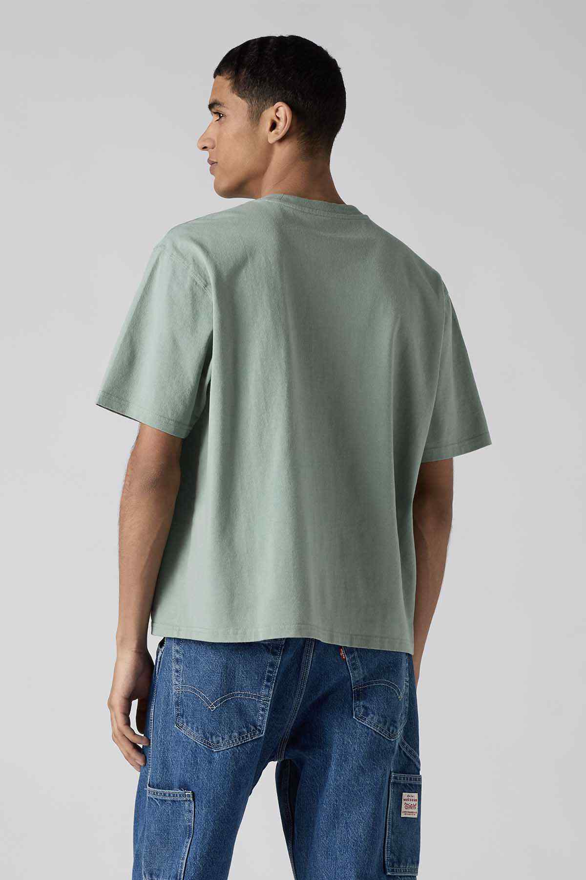 Levi's mint T-shirt with small hem label, back view