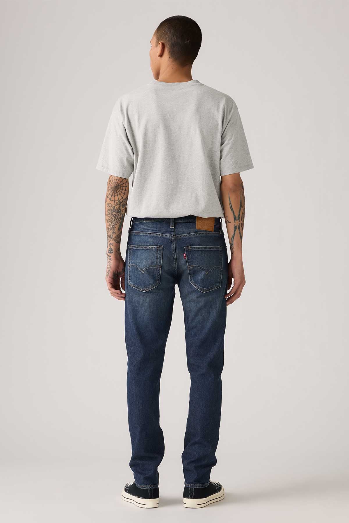 Levi's