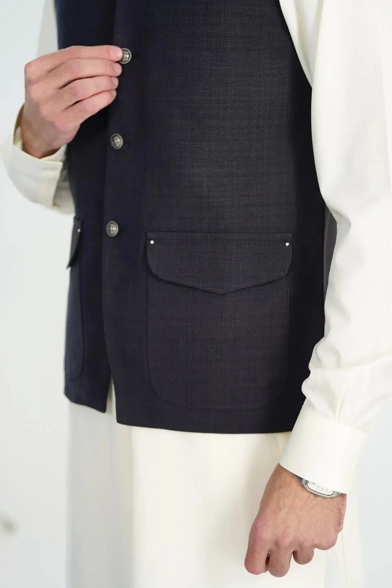 MURAQSH - AK Galleria