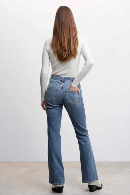 Mango dark vintage blue jeans, back view, wide leg with belt loops