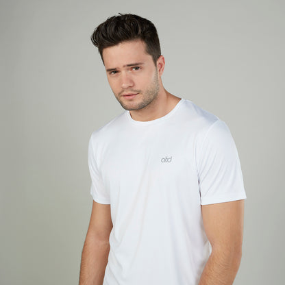 Men's white short-sleeve T-shirt with small chest logo, crew neck close-up
