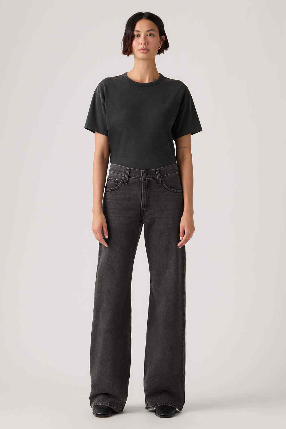 Black wide-leg denim jeans with five pockets and belt loops