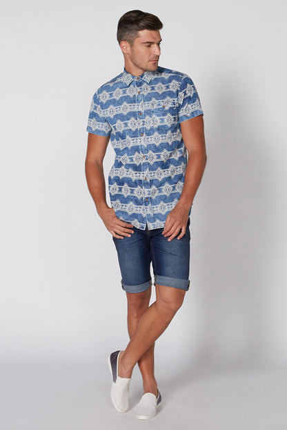 Men's blue patterned short-sleeve button-up shirt with spread collar