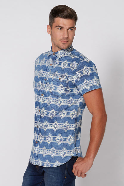 Men's blue patterned short-sleeve button-up shirt with collar