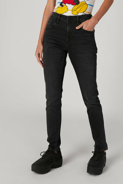Black denim jeans with straight fit, front pockets, and belt loops