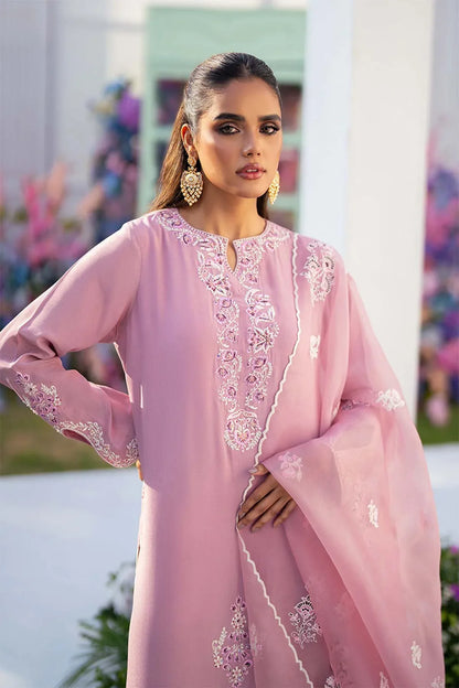 Nimra Kashif - AK Galleria