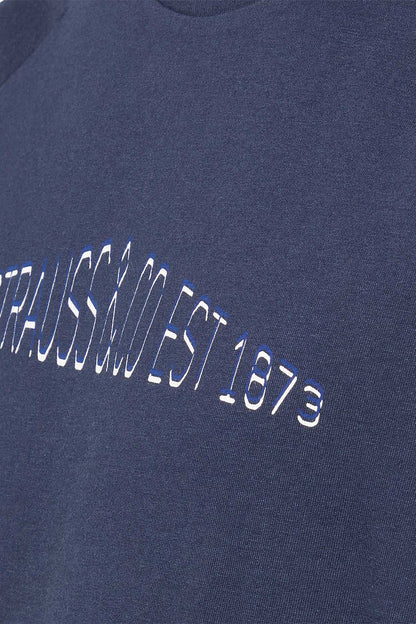 Levi's navy T-shirt fabric close-up with white logo lettering across chest