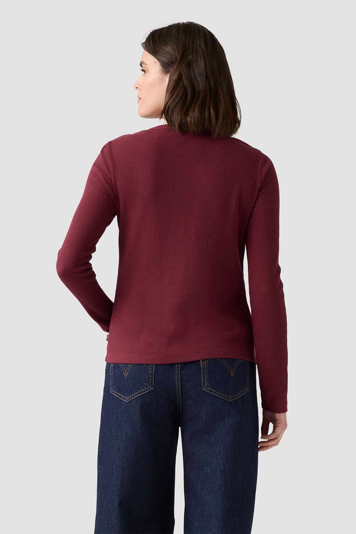 Levi's