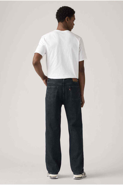 Dark denim jeans, straight leg, back yoke and five-pocket design