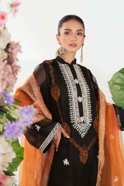 Nimra Kashif - AK Galleria