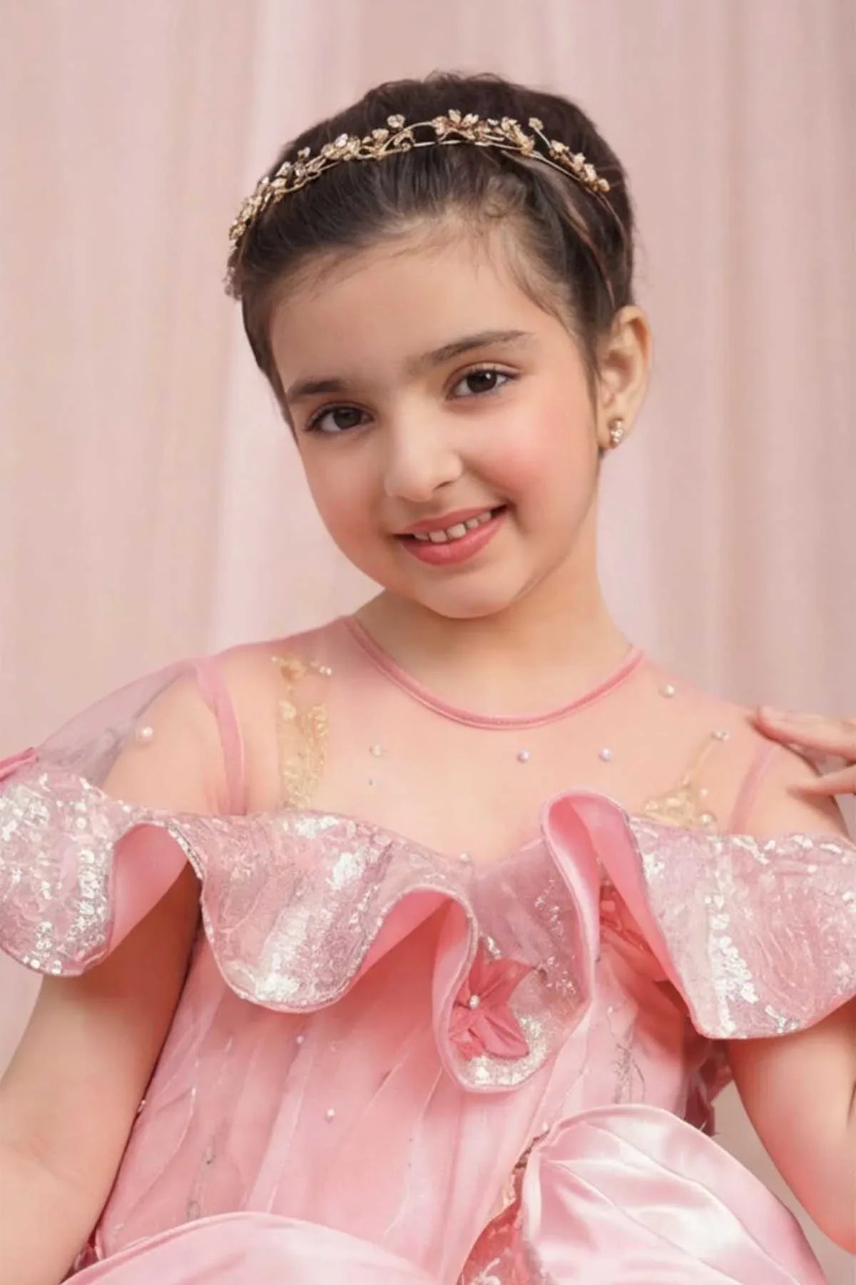 Qurratulain saqib - AK Galleria