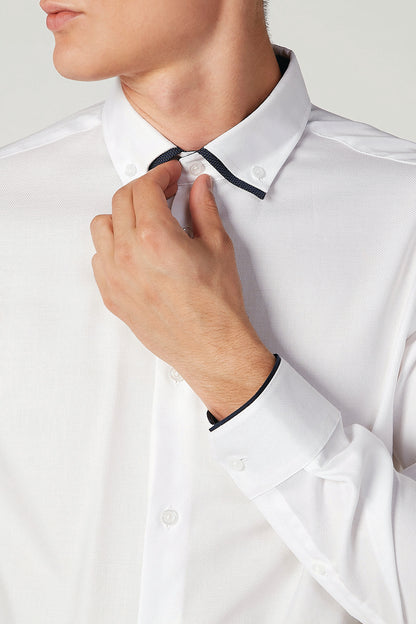 White dress shirt collar with buttoned placket and cuff detail