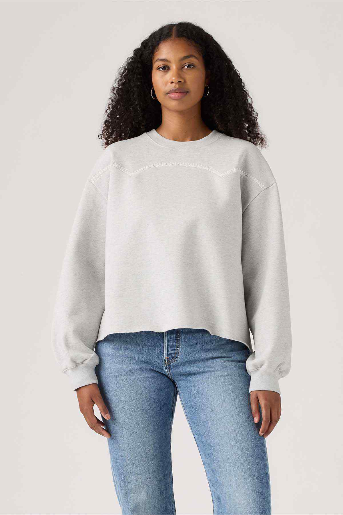 Levi's grey crewneck sweatshirt, long sleeves with relaxed fit