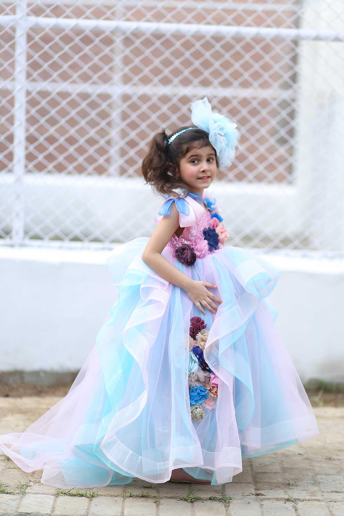 Qurratulain saqib - AK Galleria