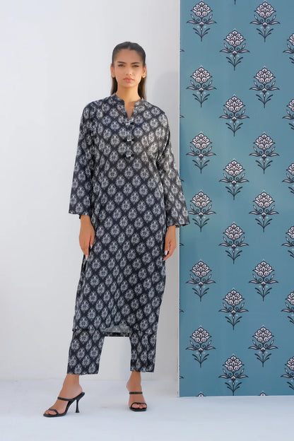 Dark printed long kurta with buttoned collar and matching straight pants, full sleeves