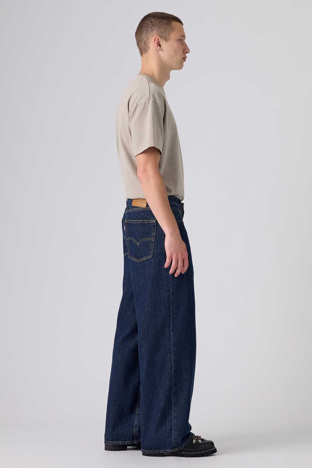 Levi's