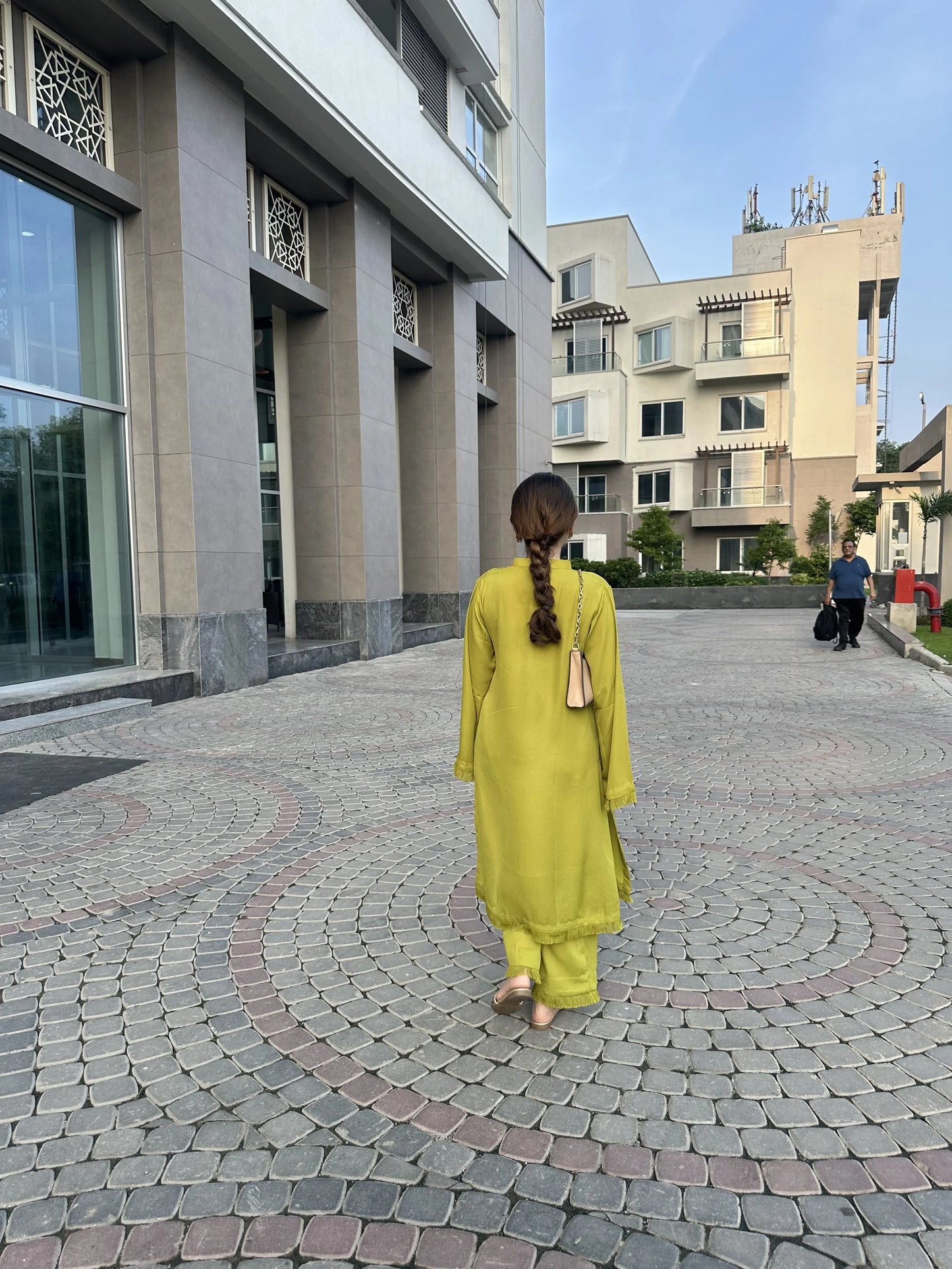 ZENYRE - AK Galleria