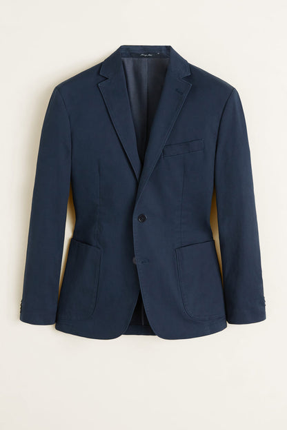 Men's dark blue blazer with notch lapels and chest/flap pockets