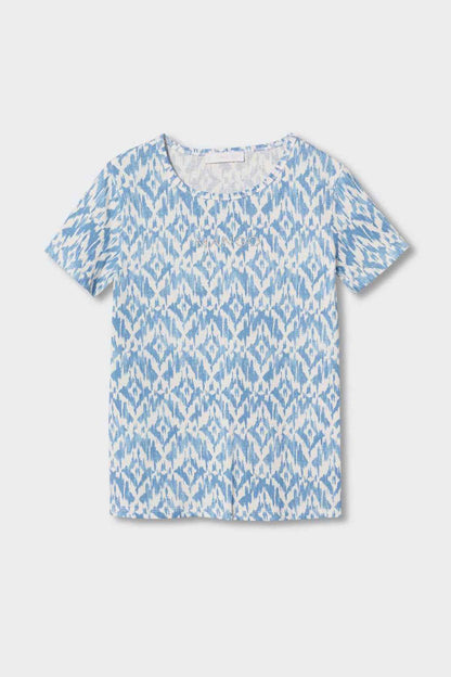 Sky blue patterned short-sleeve crewneck top, front view