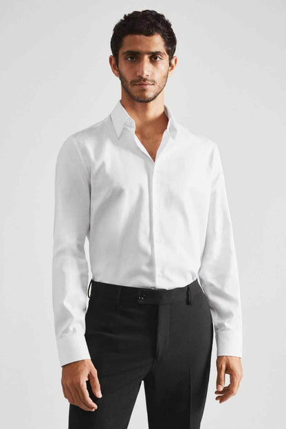 White dress shirt with point collar and button-front placket