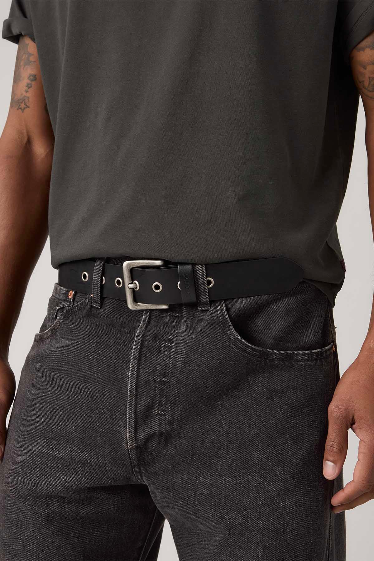 Levi's