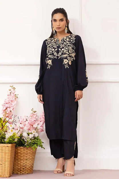 Nimra Kashif - AK Galleria