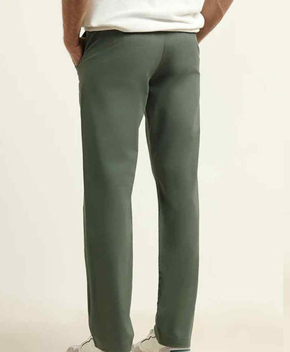 Fitted stretch chinos in dark olive, belt loops, front pockets, straight leg