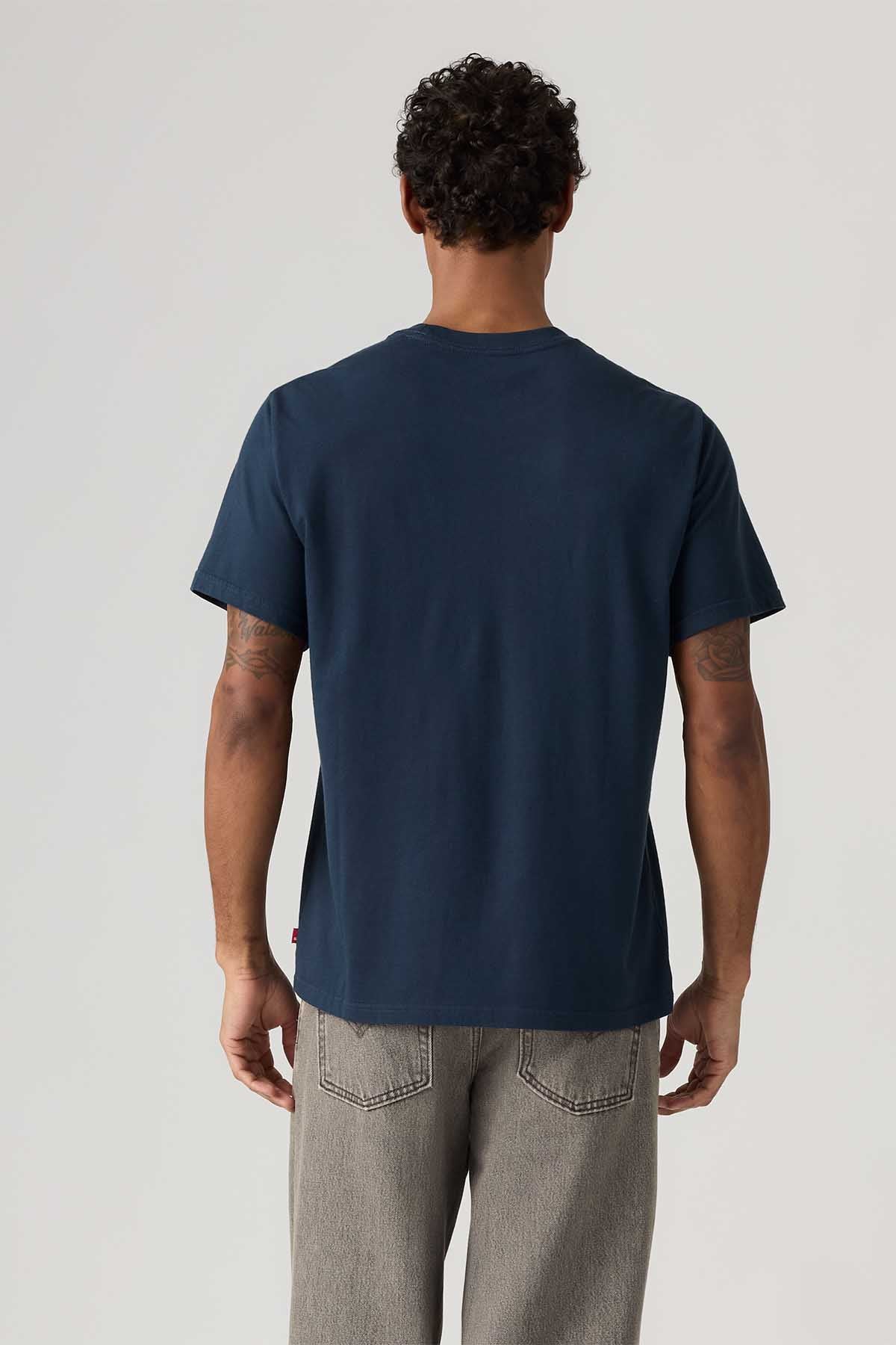 Levi's
