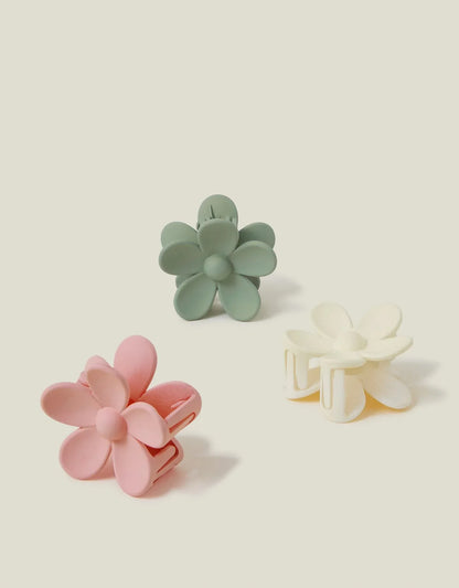 Accessorize - AK Galleria