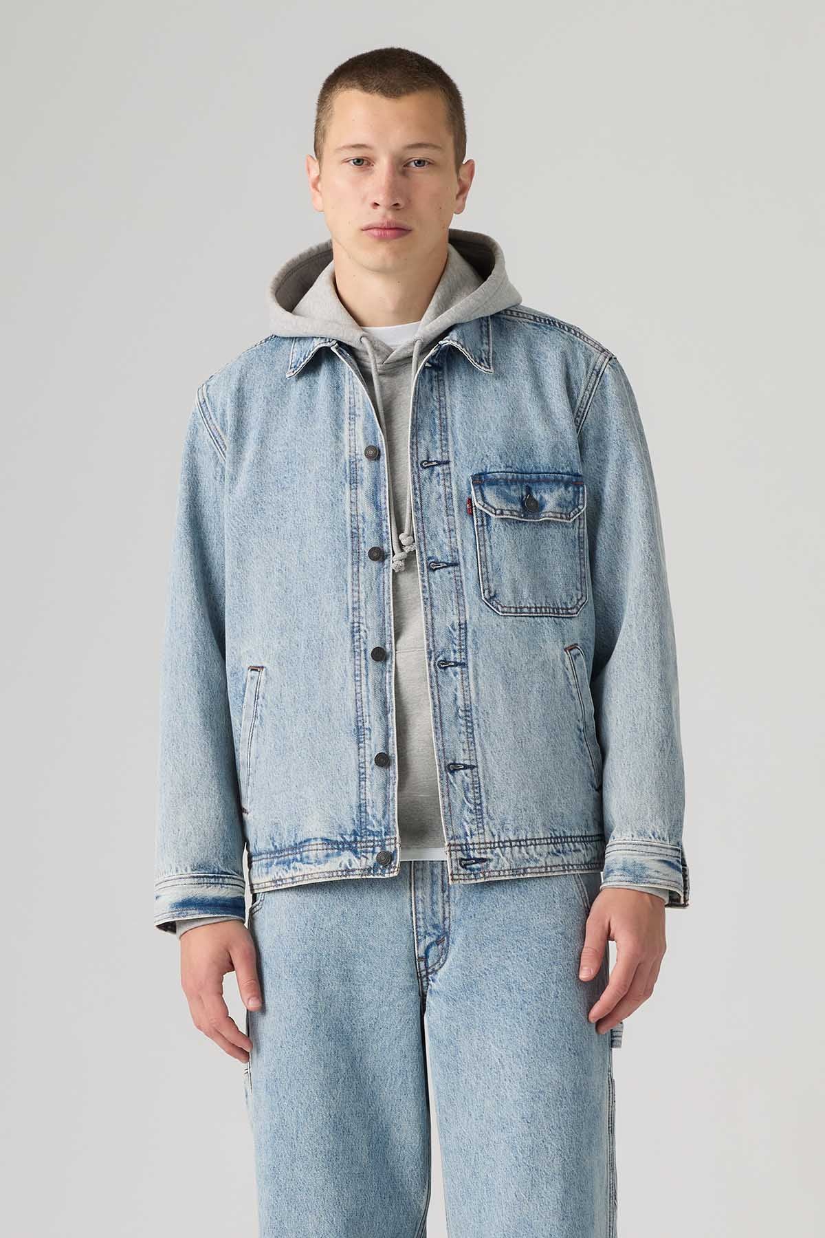Levi's