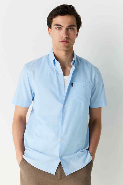 Men's light blue short-sleeve button-up shirt with point collar and front buttons