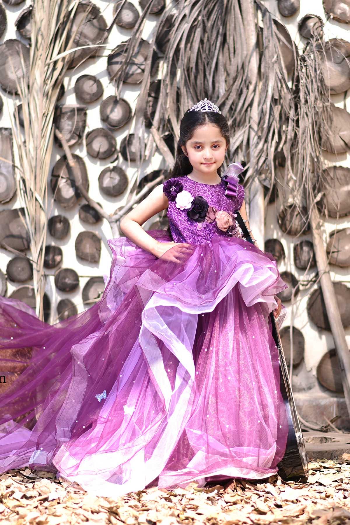 Qurratulain saqib - AK Galleria