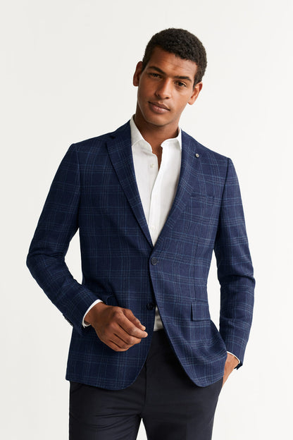 Blue plaid blazer with notch lapels, single-breasted front