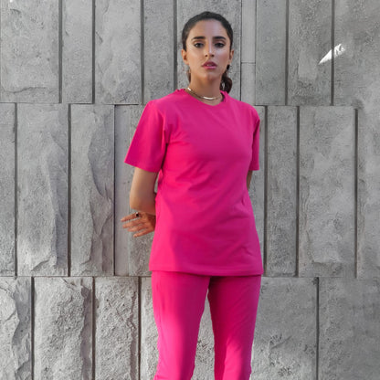 Women's short-sleeve pink top and pants set, crew neck, straight legs