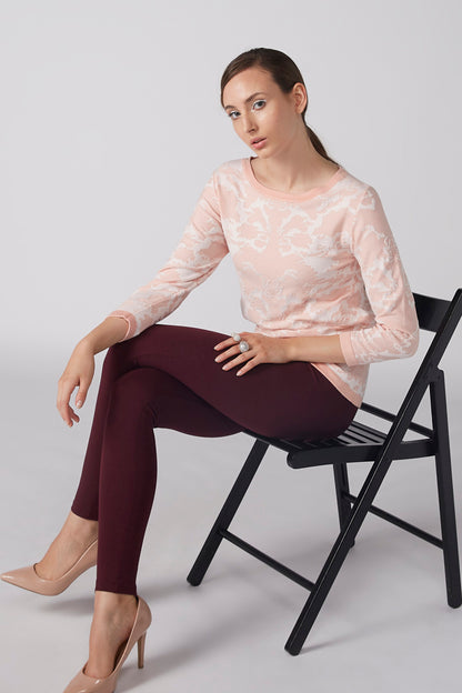 Women's pink long-sleeve printed top with round neckline, relaxed fit