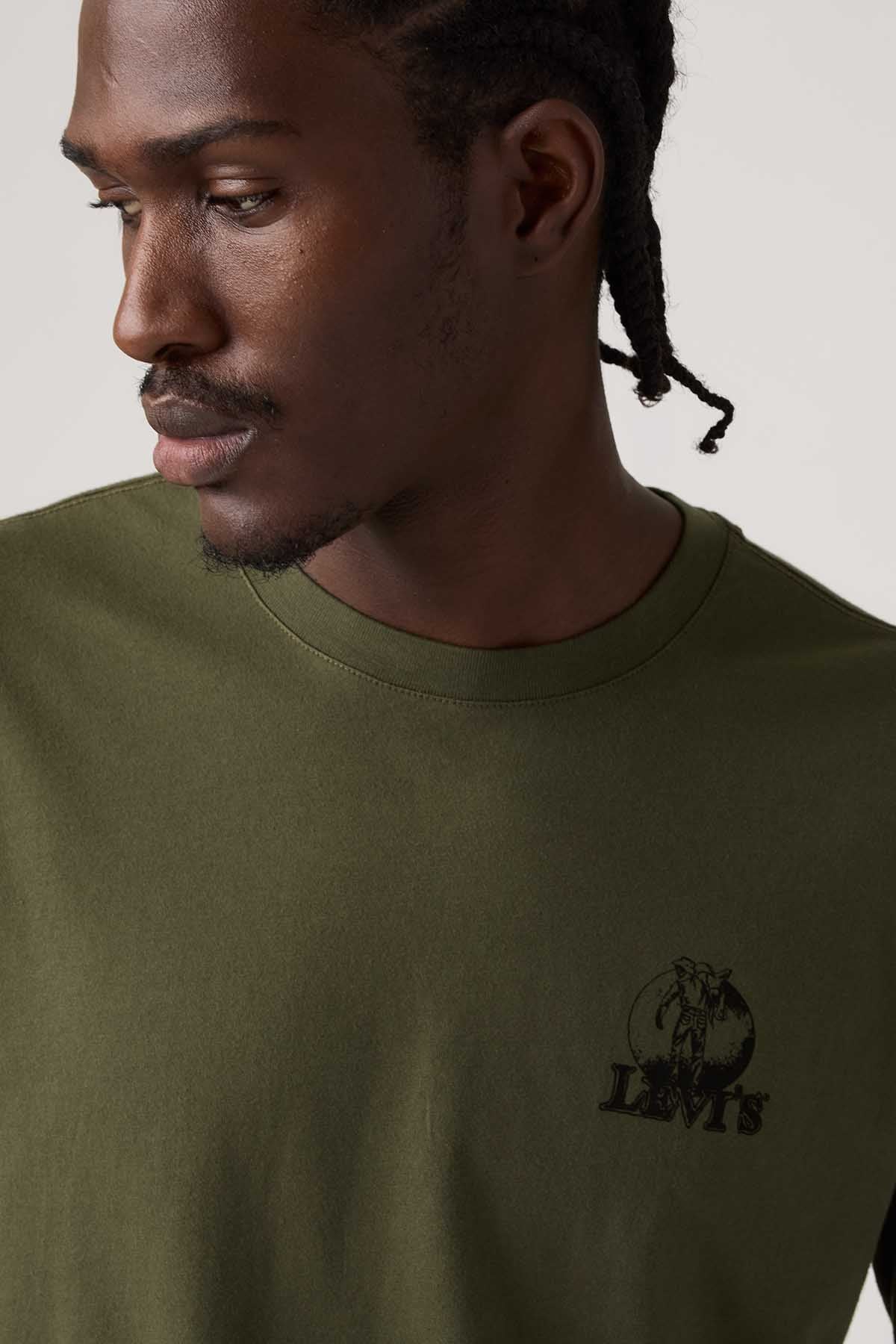 Levi's