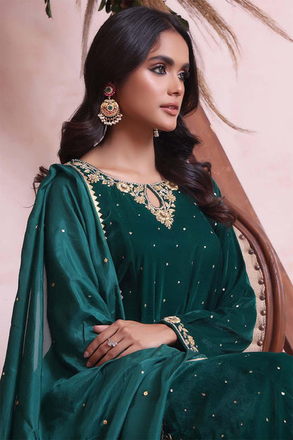 Nimra Kashif - AK Galleria