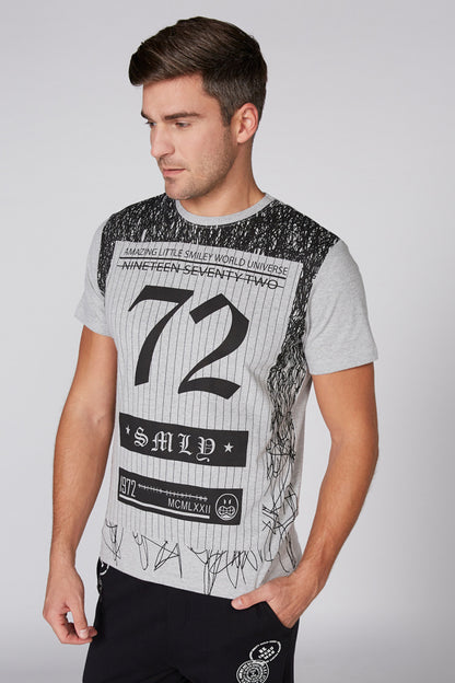Men's grey graphic T-shirt with large '72' print and black side panel